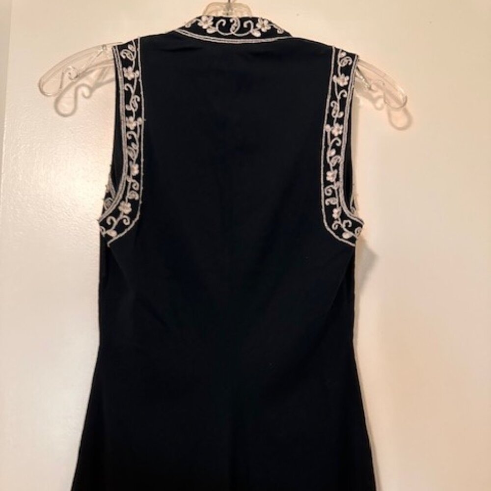 Cache Beaded & Embroidered Top - Picture 4 of 7